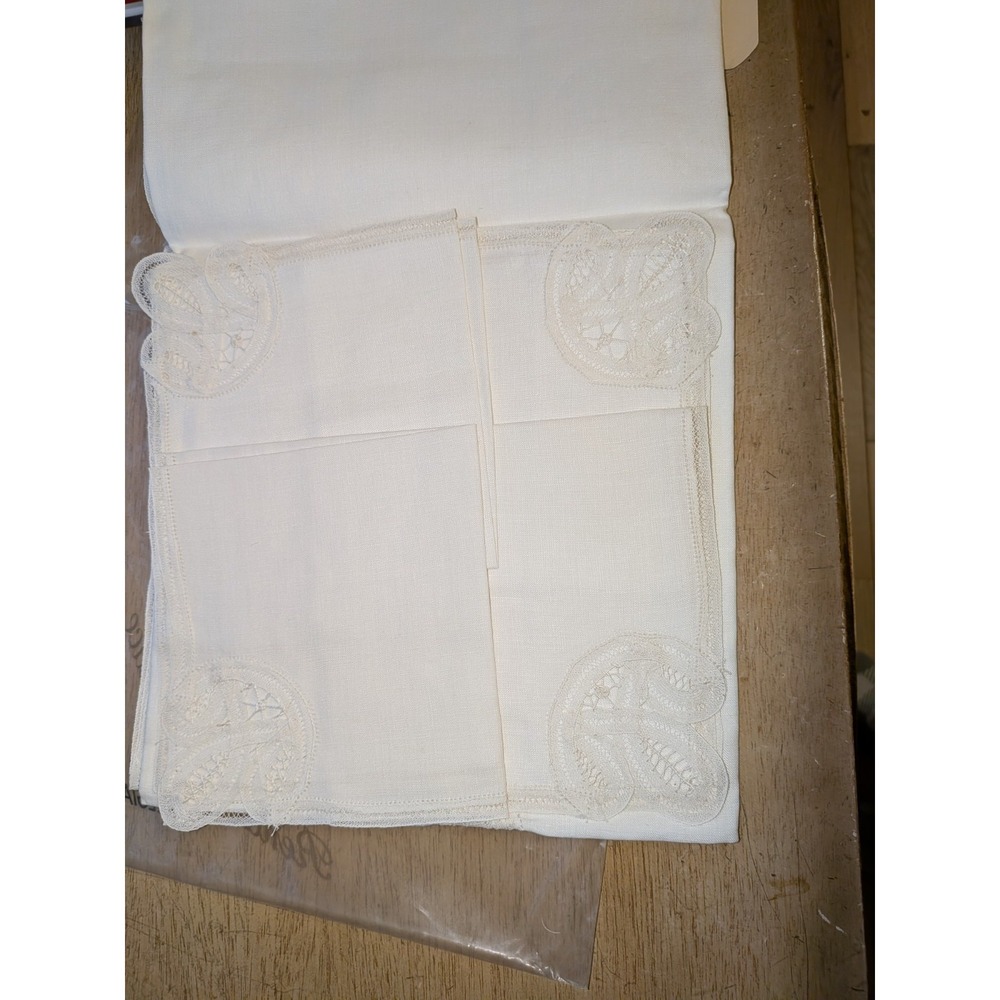 Lace 100% Belgian Linen White Tablecloth Corner & Center Detail & 4 Napkins NEW - Picture 6 of 9